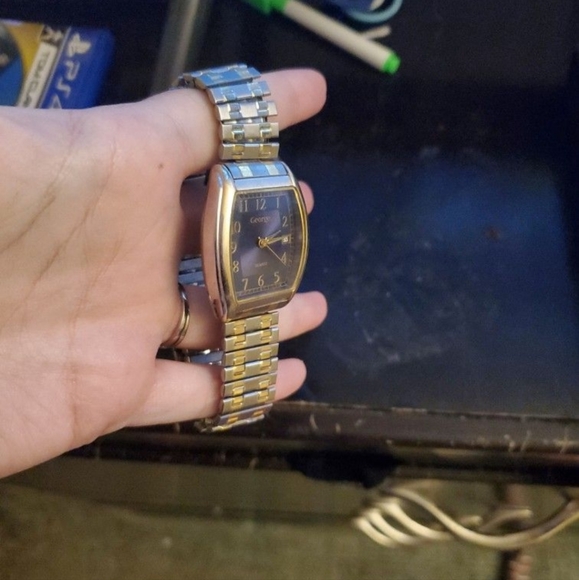 George watch - Picture 2 of 2